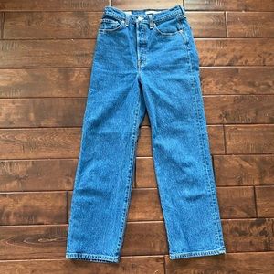 Levi’s ribcage straight jeans women’s size 26